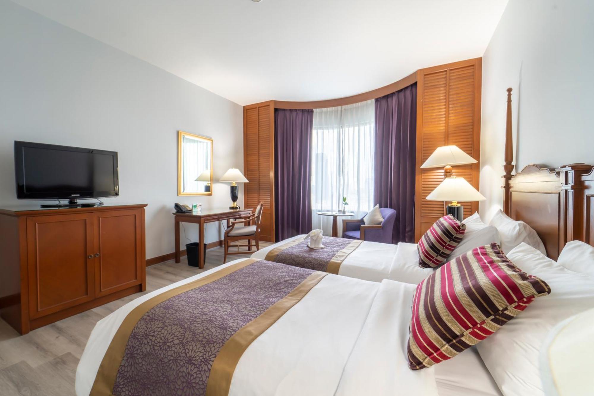 Century Park Hotel Bangkok Ngoại thất bức ảnh