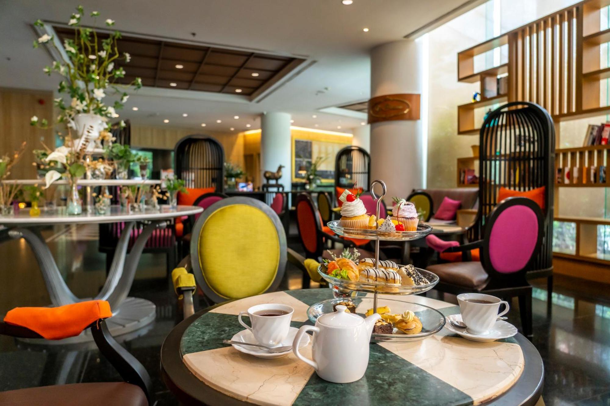 Century Park Hotel Bangkok Ngoại thất bức ảnh